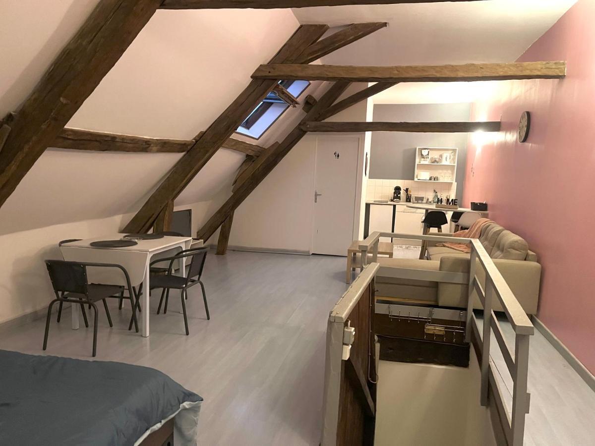 Chablis: Grand Studio En Plein Centre Ville Eksteriør bilde